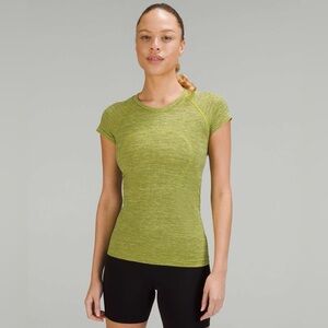 Lululemon Swiftly Tech SS‎ 2.0 Wee Are From Space Sonic Yellow size 6